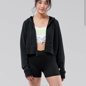 NWT Gilly Hicks Cropped Hoodie